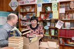 Александр Абалаков поблагодарил участников акции «Подари книге вторую жизнь»